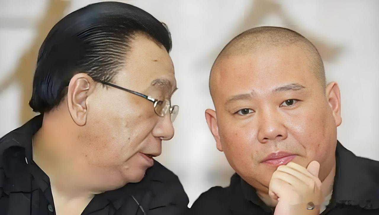 近日，侯耀华再聊与郭德纲关系：我跟某班主之间，没有利益冲突。他不好得时候，我不认