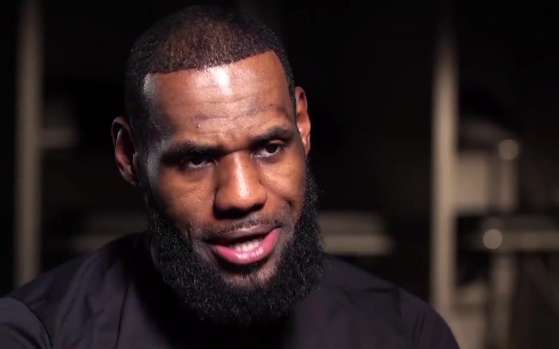 今日NBA球星詹姆斯在《MindTheGame》节目中，被主持人问及谁才是目