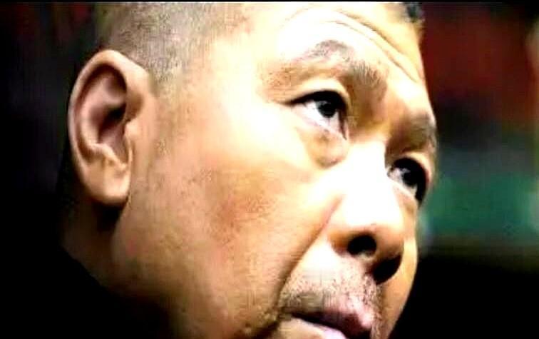 冯小刚要拍杜月笙，据说把全国翻了三遍底朝天，愣是没找着人。这事儿的根子，在于