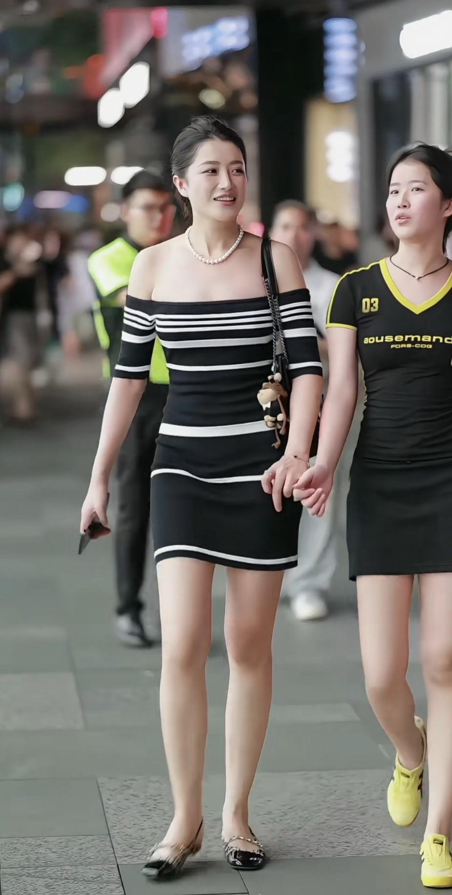 美女 女神 清纯女神 夏天该有的样子 闺蜜穿搭