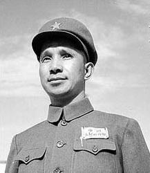 每次重读粟裕大将的临终遗言，心绪久久难平：一个人打了一辈子仗，功勋足够写进历史