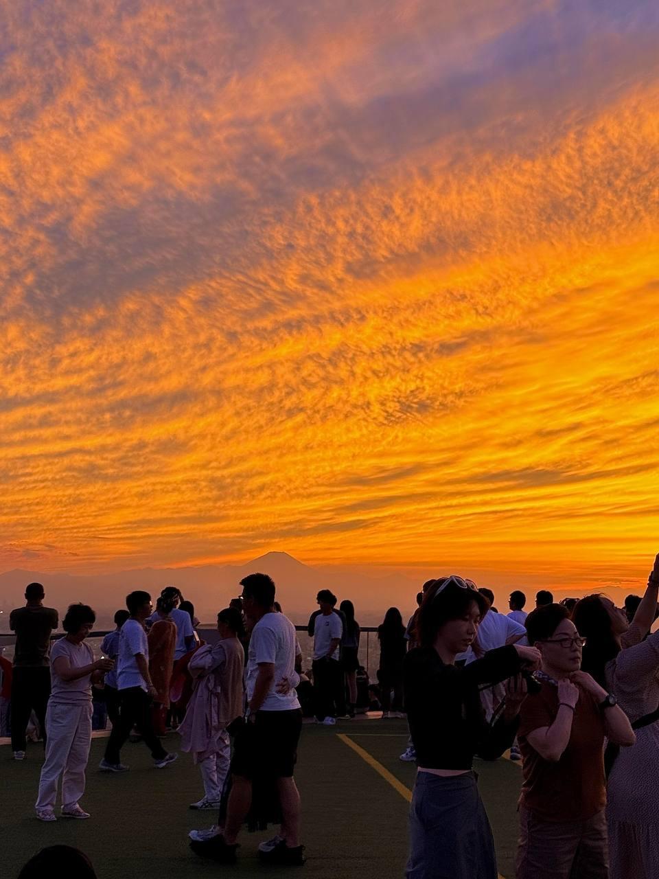 30岁后懂的婚姻真相：最值钱的从不是房子存款结婚8年，前5年我们为钱吵得鸡飞