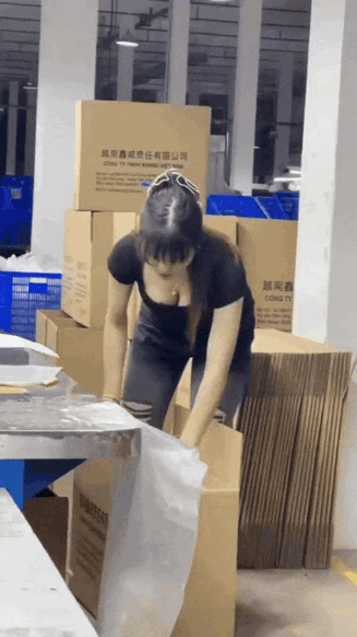 还招人吗？工资低点无所谓[呲牙笑][呲牙笑][呲牙笑]