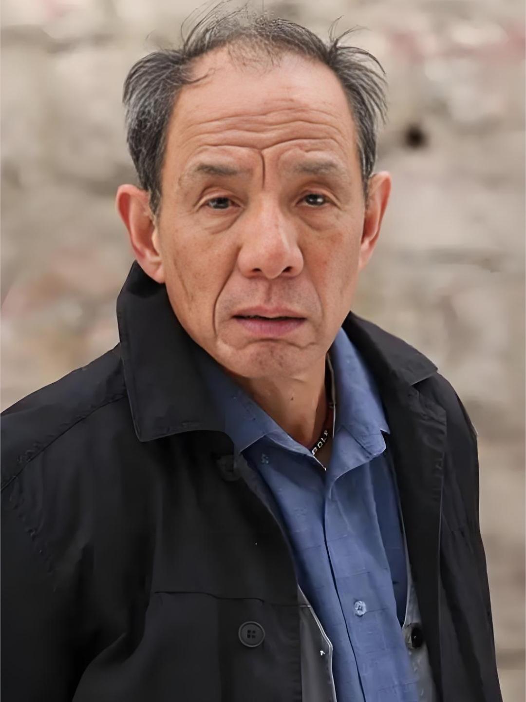 老戏骨魏宗万先生去世了，网友们都很怀念他。魏先生生前演过很多经典作品。他在老三