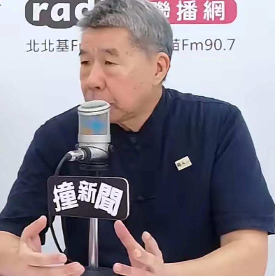 张亚中是蓝营国民党里面的一个笑话，他在蓝营里没有什么影响力，在台湾岛内民众基层更
