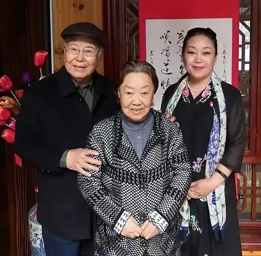 知道郭兰英退休金多少吗？说出来你可能不信，但真正震撼你的，是她拿着这笔钱干了什么