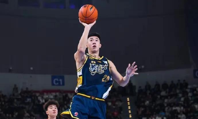 #cba#广东队可以培养徐昕了，放走王少杰吧。看了本赛季季后赛，感觉王少杰能