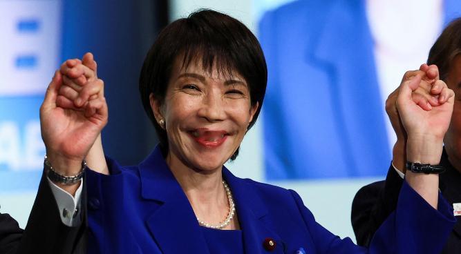日本扛住4个月了！很多人此前笃定，中国管控重稀土出口对日本造不成实质冲击，凭借多