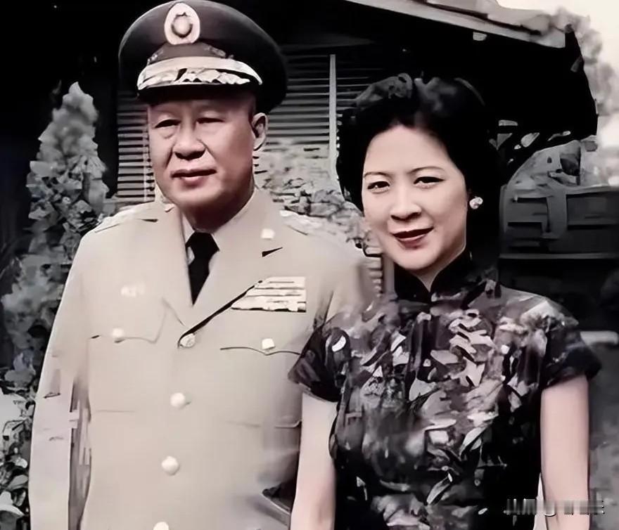 1986年，白崇禧的女儿偷偷潜回大陆，在桂林住了几天后，她找旅馆服务员结账，对方