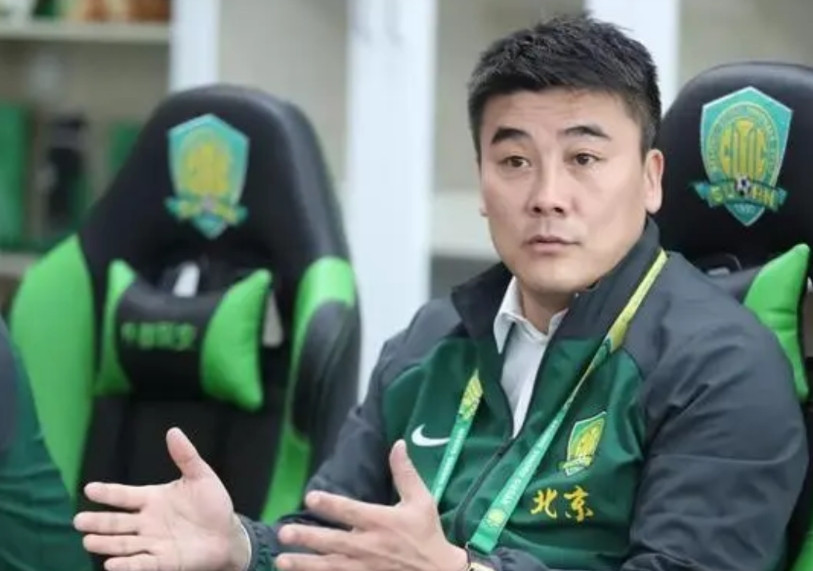 随着德国人布罗萨默接替李明出任北京国安新任总经理，不得不替李明离开感到遗憾……