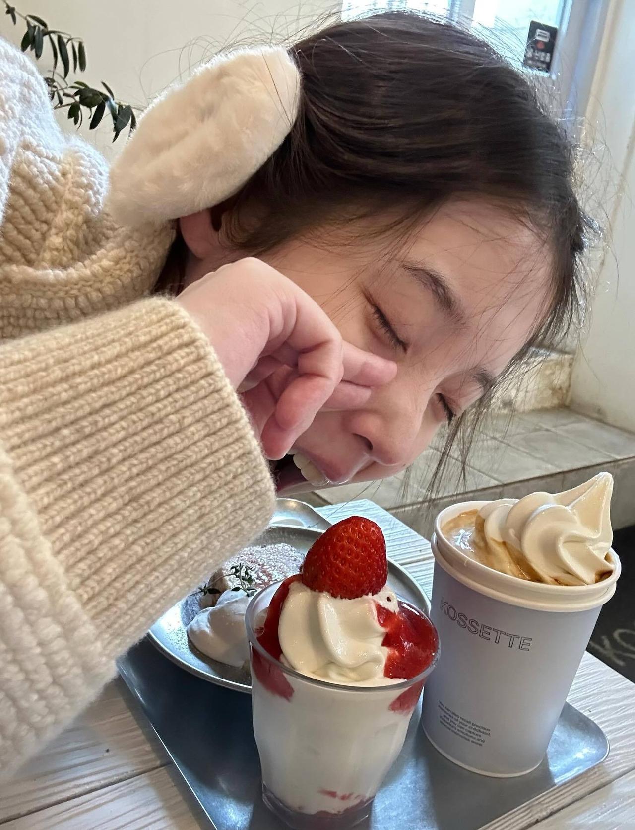 IU李知恩的彩色世界🌍​​​