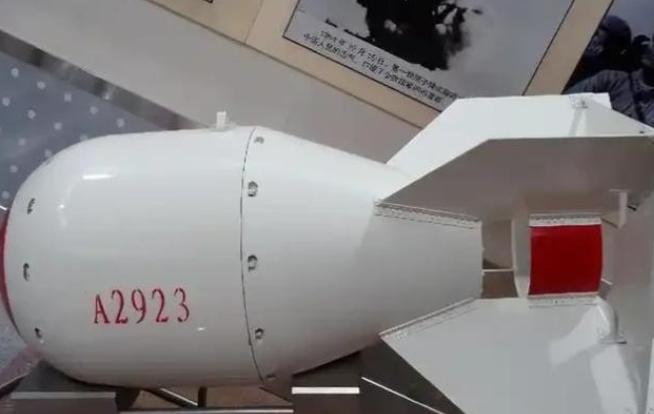 原子弹的原理早就已经公开，可为什么还有那么多国家依旧造不出原子弹？说句难听的，不