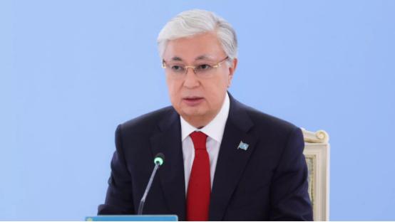 哈萨克斯坦做出了正确选择。 据俄罗斯卫星通讯社5月27日报道，哈萨克斯坦总统