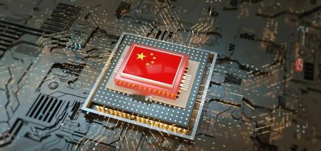 要是没有美国的步步紧逼，中国的AI芯片哪有这么大突破？2026年服贸会上，摩