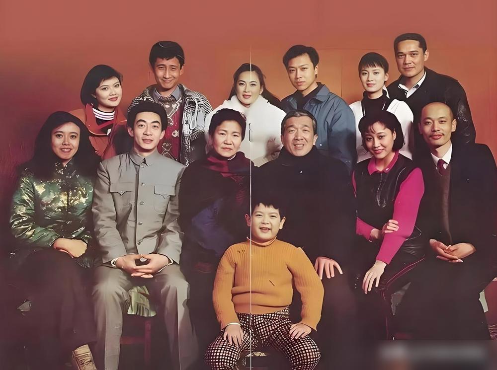 1991年，赵丽蓉拍《过年》，片酬5万。那年北京人均月工资212块，这笔钱，普