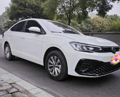 2023款朗逸新锐优缺点最直观的是油耗，市区堵车多的时候表显7.2L/100k