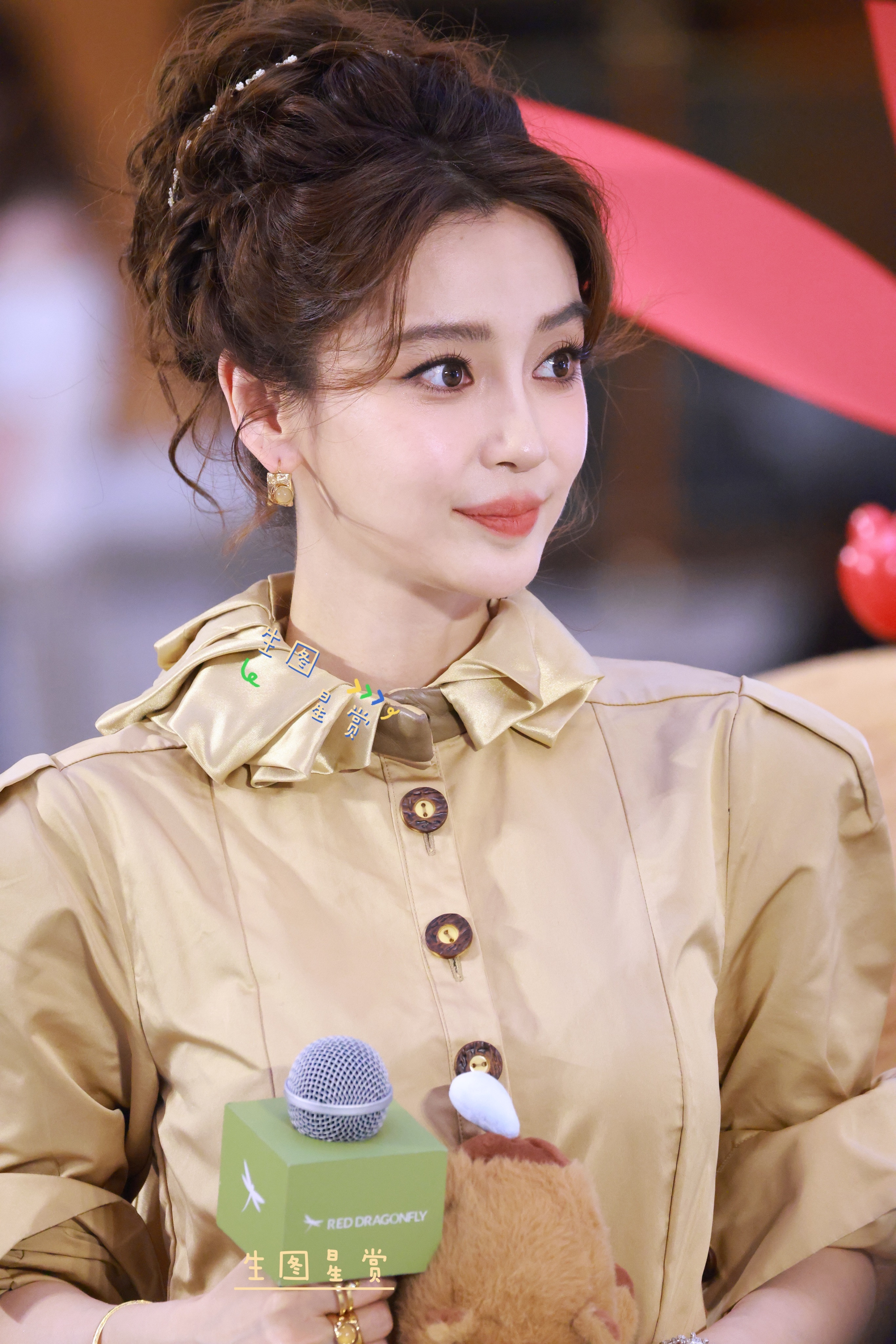 Angelababy压轴亮相红蜻蜓活动，今日份的颜霸女王👑✨angelabab