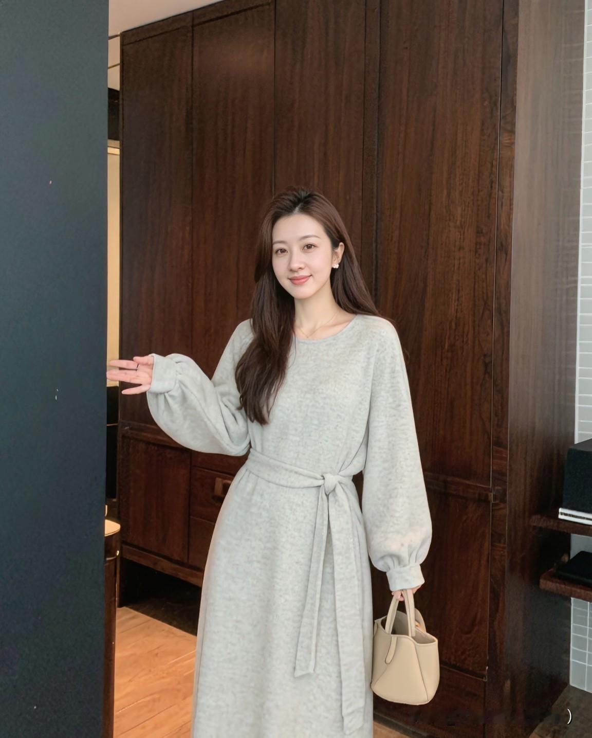 真正爱你的人，不会在争吵时争个输赢，而是先放低姿态，给你情绪缓冲的空间。