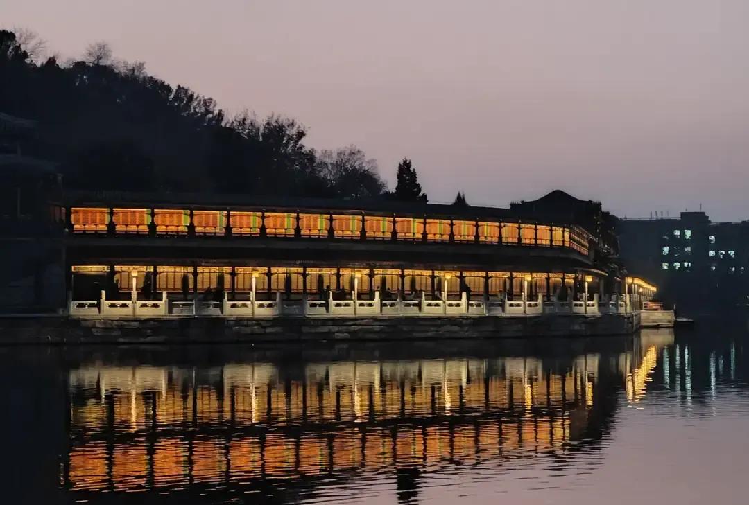 网友发帖说三年里把熟人借了个遍，三万、五千、三千都出过手，结果一个准时还的都没有