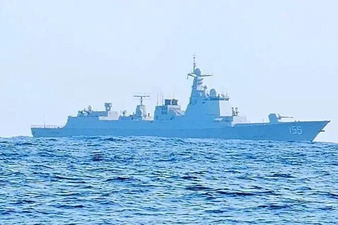 中国海军警告美军“已进入台湾省24海里”，台媒叹息：太霸道了8月12日，岛内