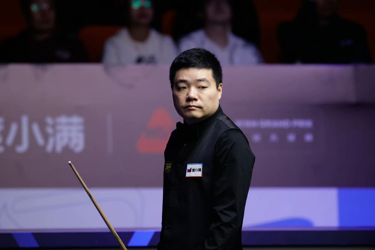 只要北爱尔兰赛不产生新冠军，丁俊晖应该能获得冠中冠资格；如果产生了新冠军，奥沙利