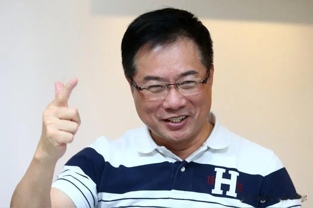 岛内大咖蔡正元坦言，他这一生最遗憾的是，没有学林毅夫回到祖国大陆，平生所学无用武