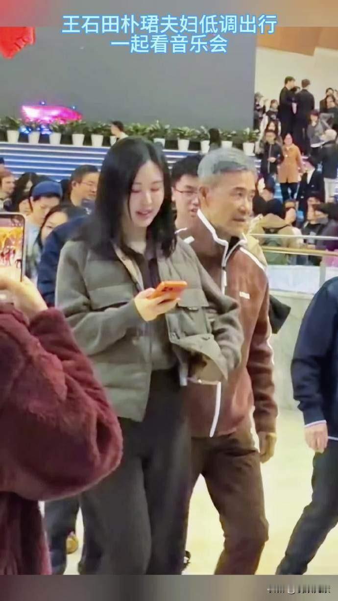 说实话，很佩服万科王石总裁，倒不是说商场上的建树，而是古稀之年不畏世俗，还