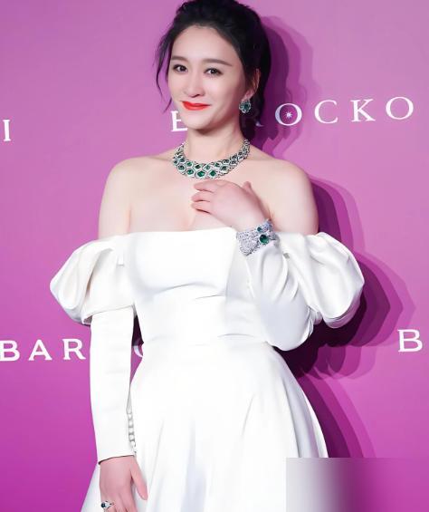 把鄢颇砍废的孙东海终于栽了，让他栽跟头的不是刀，是几根电子烟！当年人家多狂