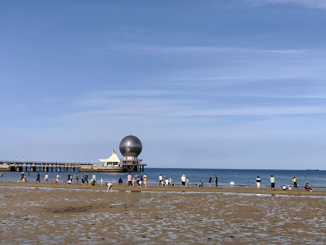 十多年前我曾深夜带着一个女孩去开房间，却从不知道她的名字，也不知道她来自哪里。