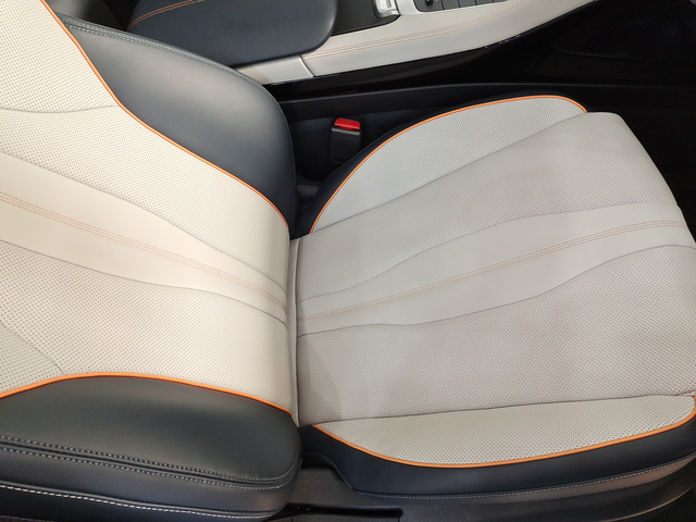 今天试驾了宋plusdmi顶配这两天去看了宋dmi，写几点感受1.外观设计