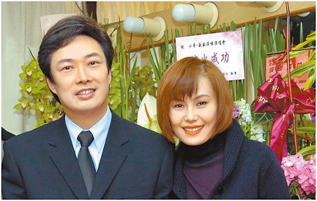 一生未婚的费玉清，晚年时与自己的好友江蕙两人相伴养老。这俩个人把“老来伴”这个词