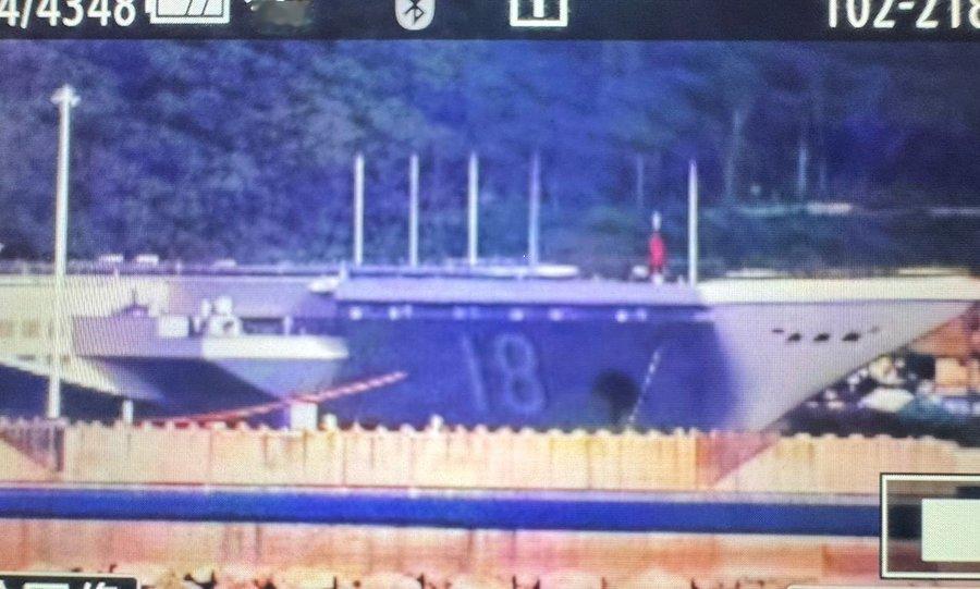 就等新闻联播了福建舰​​​