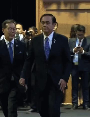 巴育才能收拾泰国现在的烂摊子：1、巴育基本上无多余的财产，他是泰国有史以来最“穷