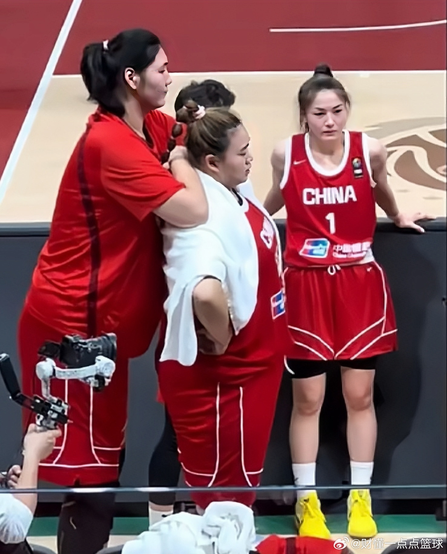 刘禹彤遗憾落选！中国女篮世预赛名单出炉，首战马里剑指开门红中国女篮2026年世界