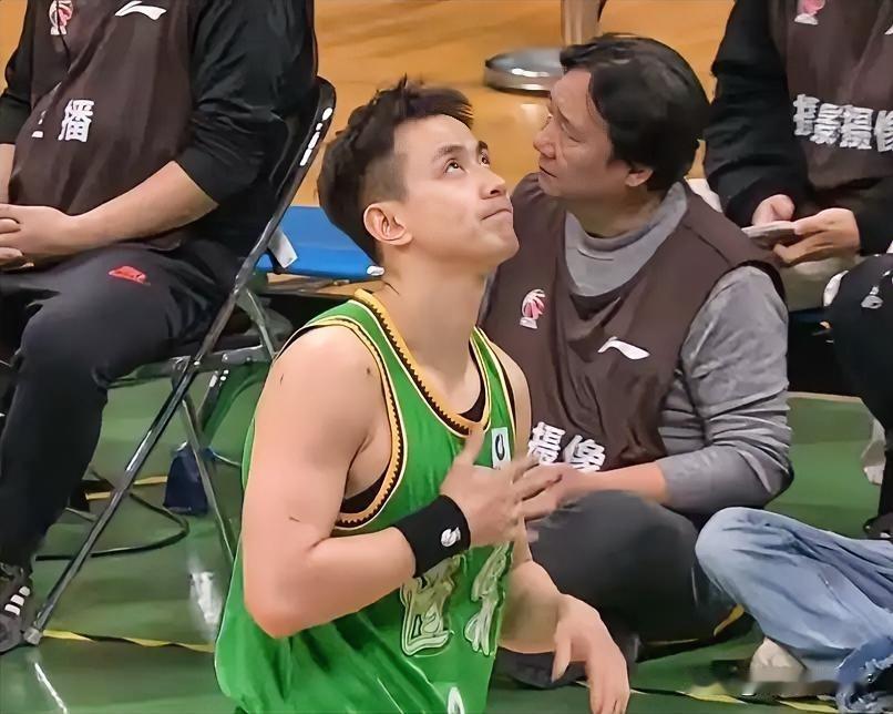 都在说赵继伟的得分和助攻对于辽篮取胜的重要性，其实他的这个作用才是最为关键的。