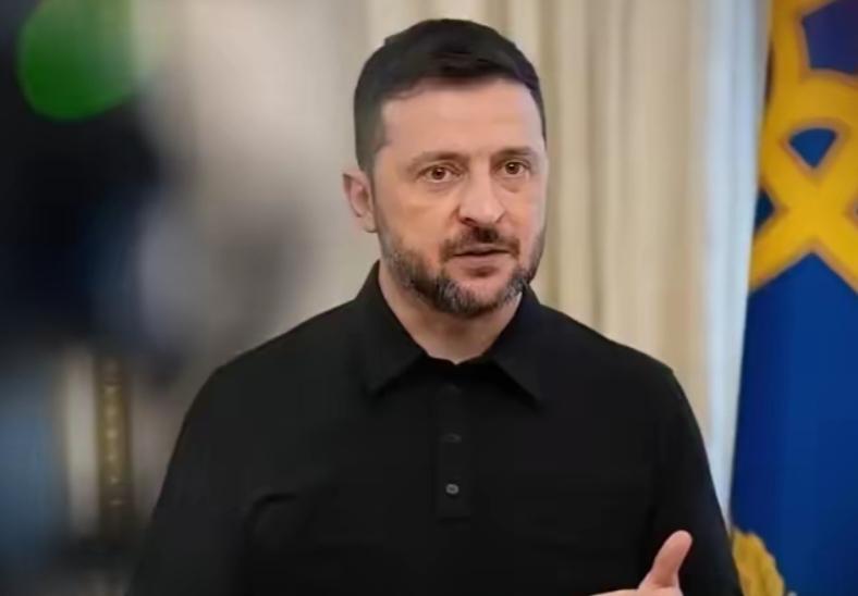 前线传来一声巨响，泽连斯基的谈判筹码又少了一个！马克西姆上校的死，直接击穿了乌军