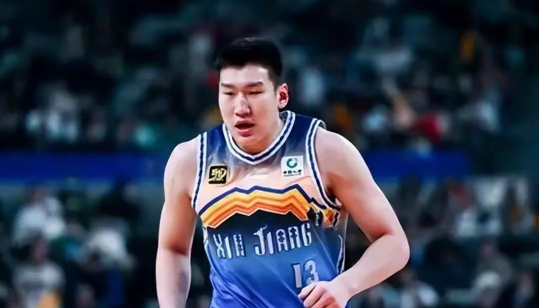 新疆男篮在休赛期没什么太多消息，已明确由刘炜继续担任主教练带队，显然是要围绕年轻