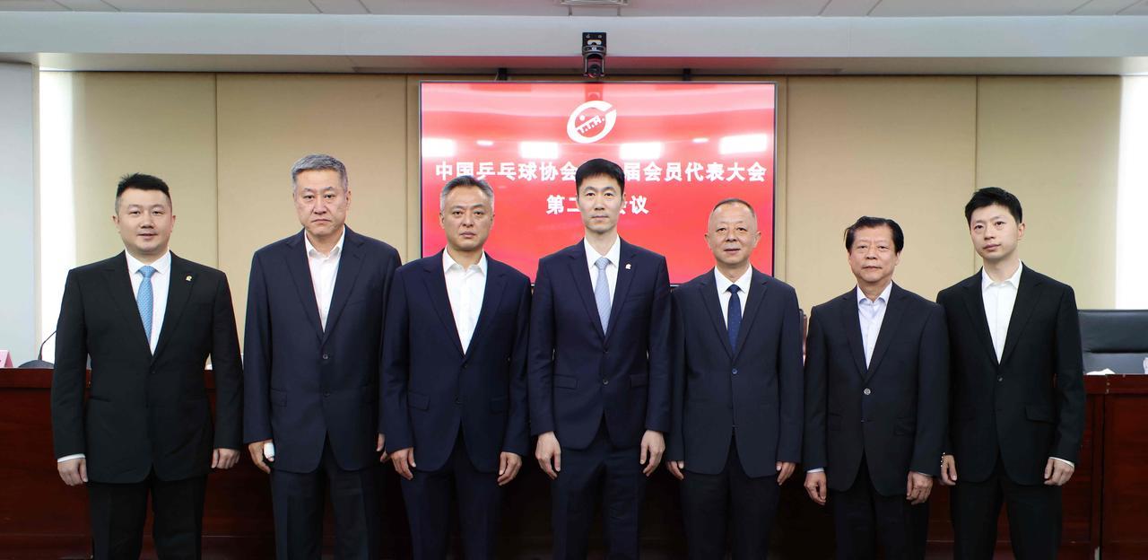 从王励勤上任王皓、马琳领导，成为新的刘国梁来看，世乒赛果然地位要比奥运会高，这也