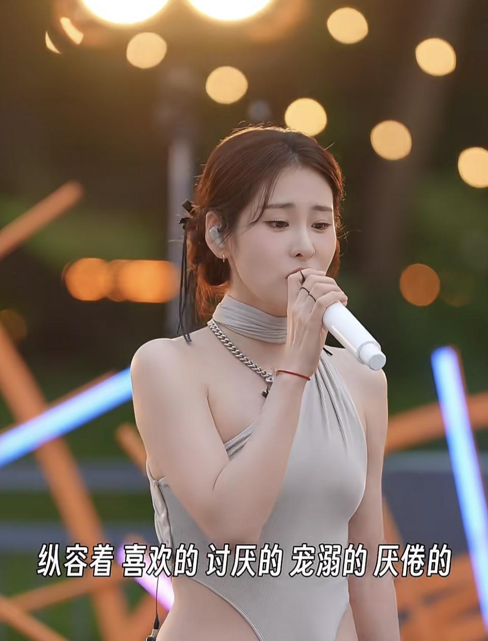 我有一种强烈的预感，张碧晨以后能唱到的好歌不多了，针对汪苏泷收回《年轮》这首