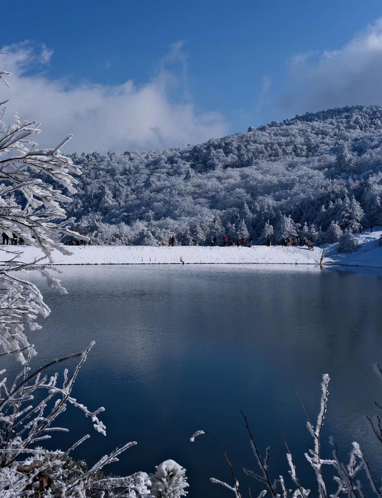 百丈岭2026第一场雪，绝美雪景！值得一来，21公里环线！徒步百丈岭雾凇雪