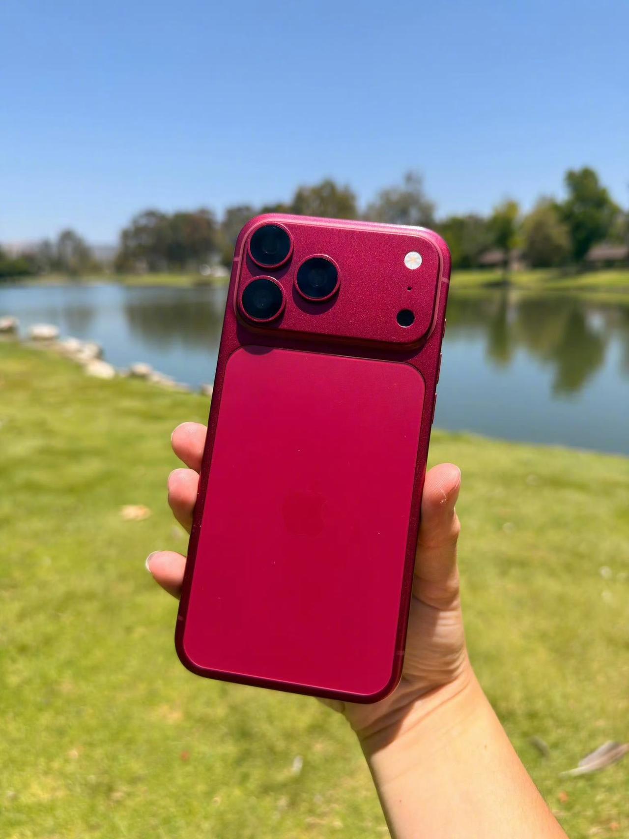 所以就预测iPhone18Pro系列涨价？8999-17999的价格区间