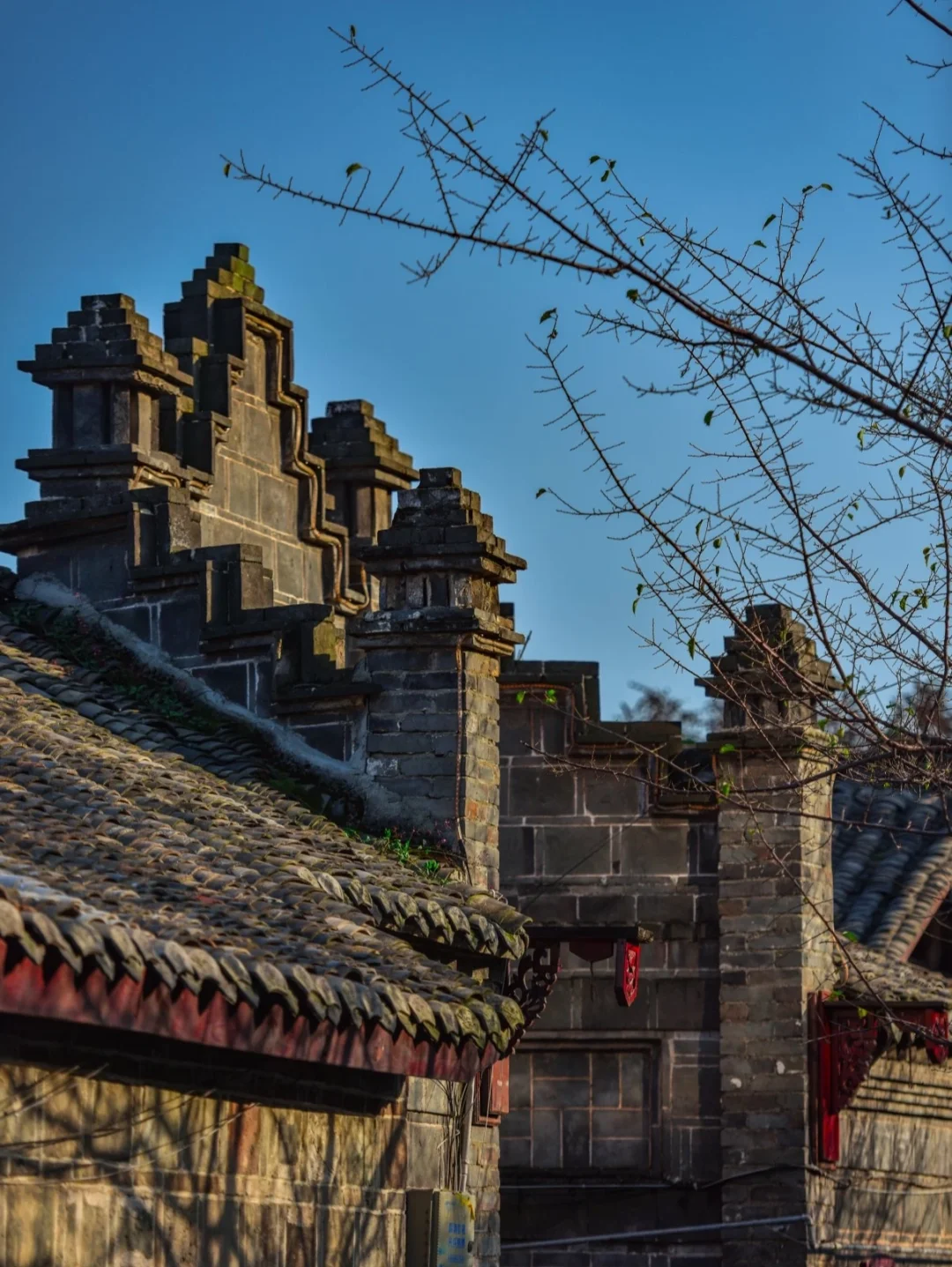 2元公交可到！成都近郊0开发的冷门古镇