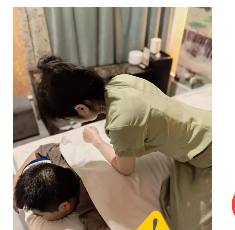 湖北男子酒后去按摩，酒劲上来睡着了，迷迷糊糊回到家发现口袋多了10000多元现金
