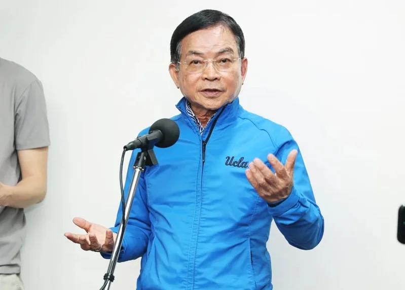 赖士葆下午军购协商抛出折衷版，军购N就是4200亿台“立法院长”韩国瑜下午将召