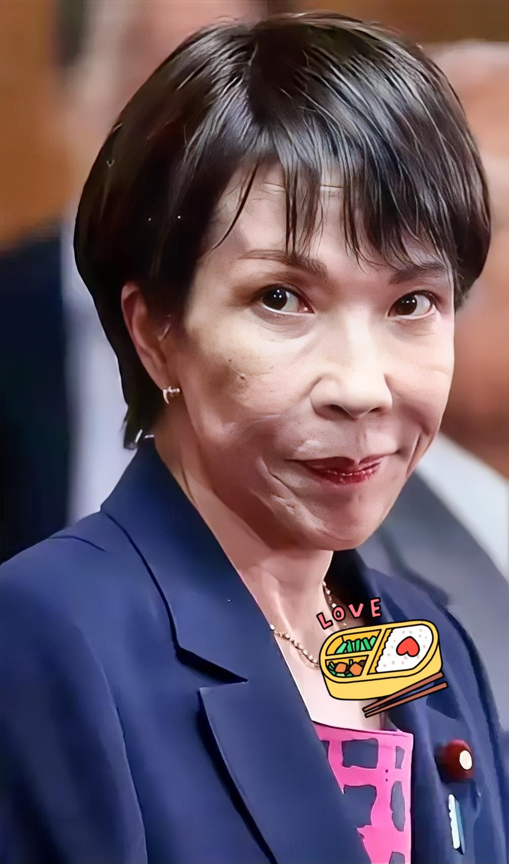 日本消息2月26日，日本首相高市早苗公开表态，对中国的出口管制措施表示无法接受