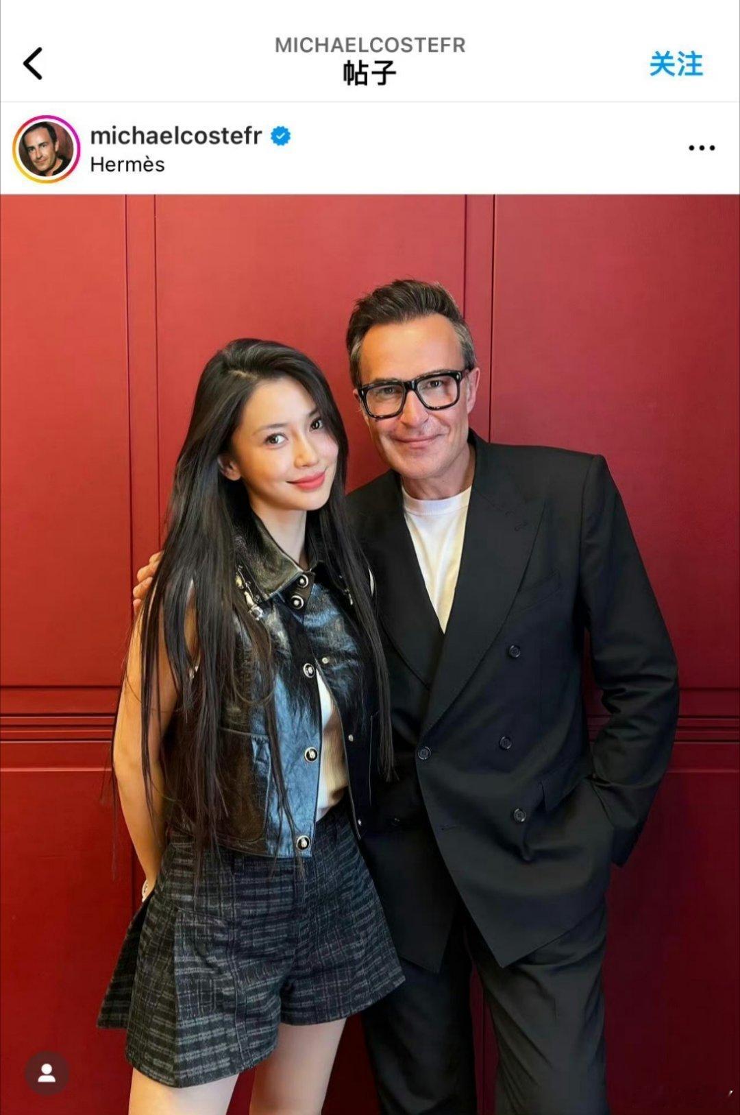 Angelababy杨颖和爱马仕总监老友合照再➕1，好美的baby姐，夹缝