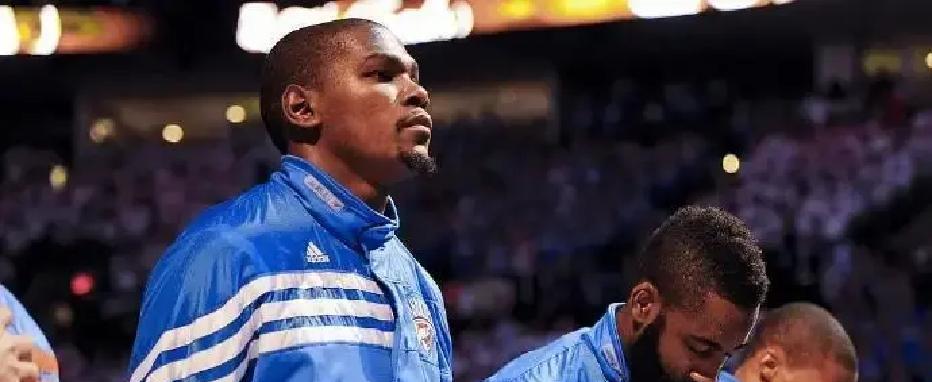 勒布朗·詹姆斯让NBA的得分纪录变成了一条单行道——其他人只能看，永远追不上。