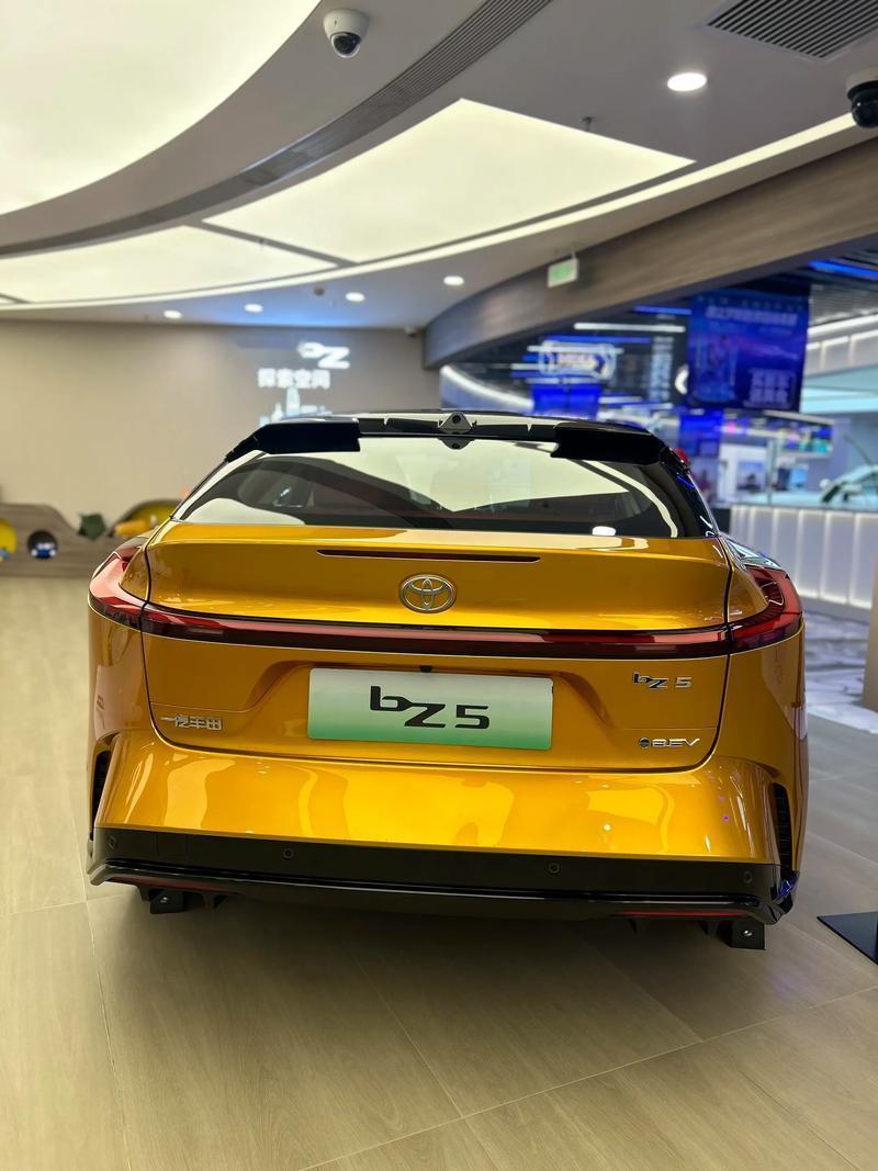 如果让你选择一款电动汽车，你有什么要求呢？1、价格实惠！2、电池顶用3、车