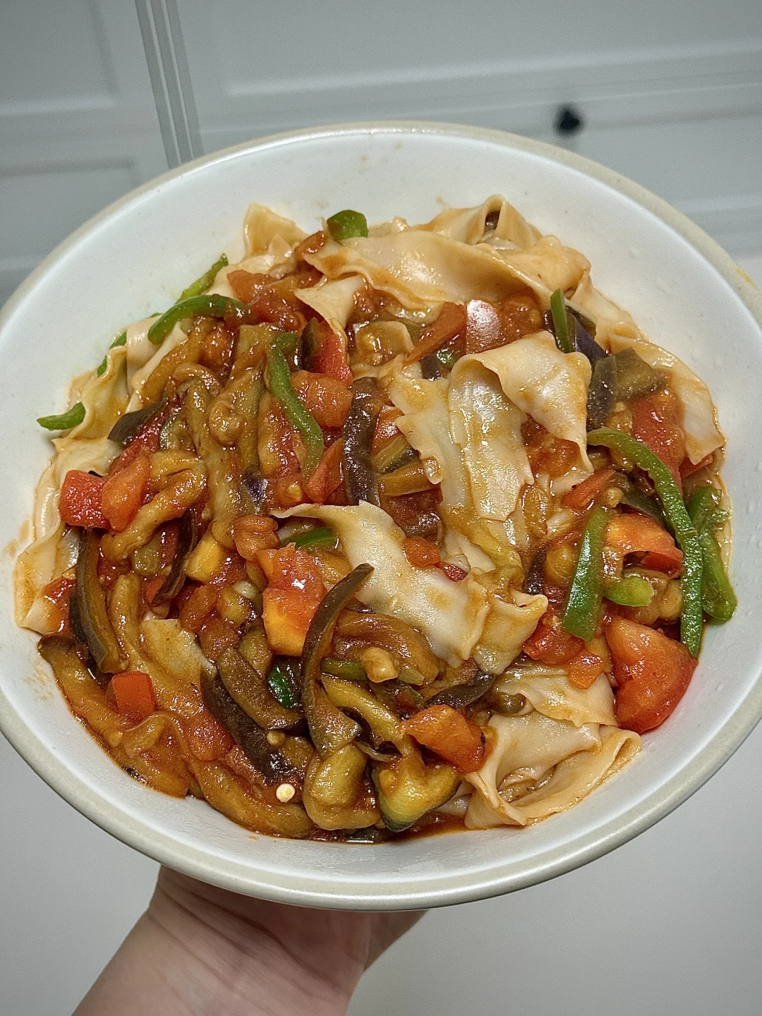 快去做！茄辣西拌面香到停不下来🍜