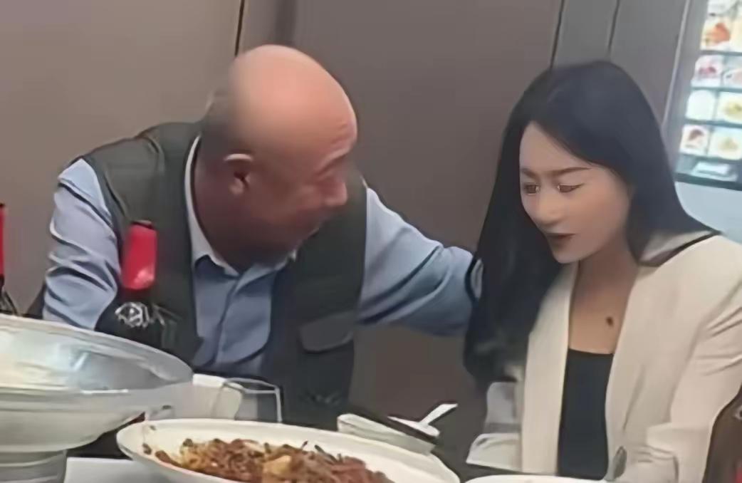 白嫖成功？天津这位大爷的操作，真是把人心看得透透的！独居大爷以婚房为诱饵，向勤